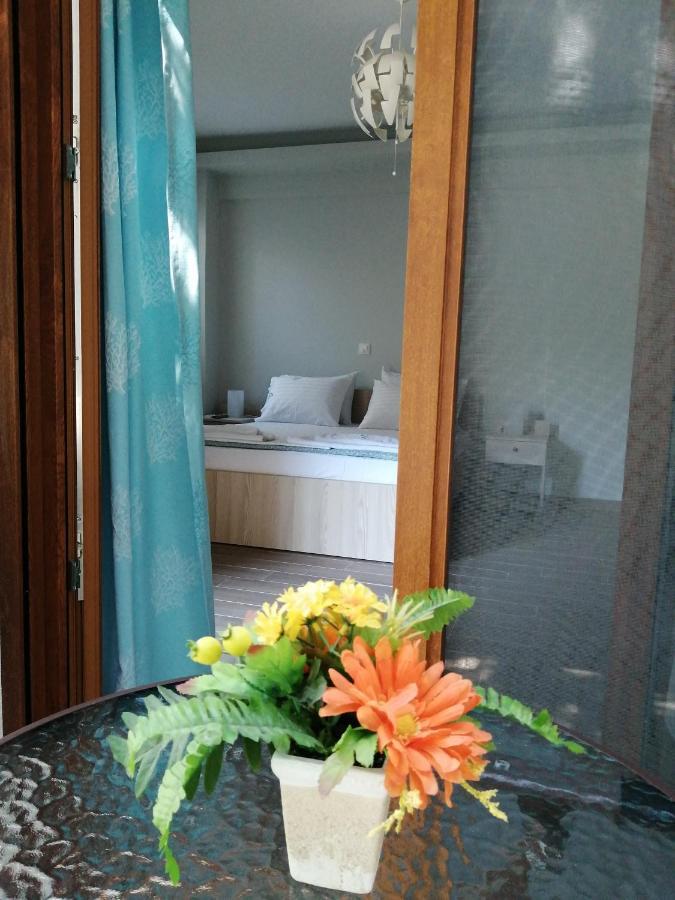 Perla Studios Paralia Dionysiou Ngoại thất bức ảnh