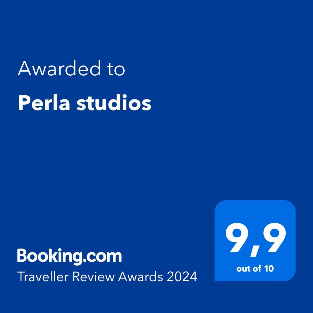 Perla Studios Paralia Dionysiou Ngoại thất bức ảnh